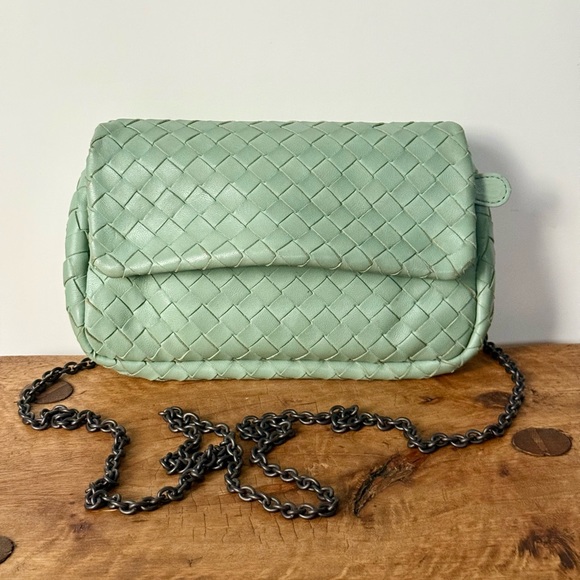 Bottega Veneta Handbags - Bottega Veneta Classic Woven Bag